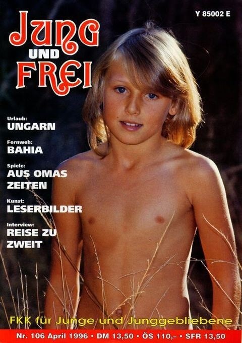 Jung und Frei Nr 106 - People come together in unity with nature to take off their clothes