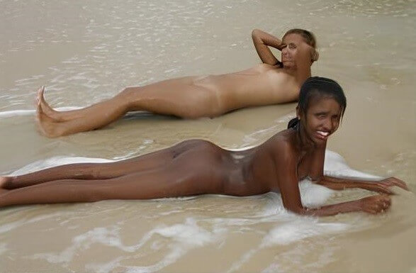 Brazilian Nudists # 1 pics - Nudism helps people accept themselves