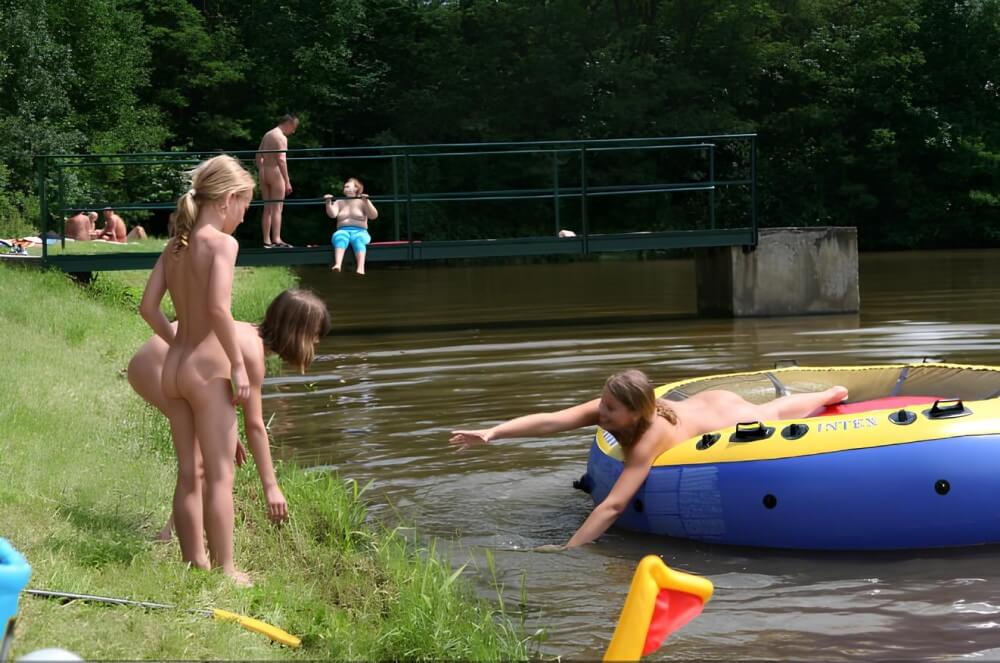 Naked Body gallery - The natural beauty of the body is one of the goals of naturism and nudism