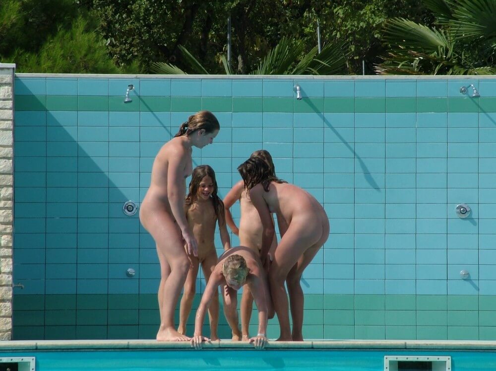 FKK Outdoor Children Pool pics - Naturism as the meaning of life