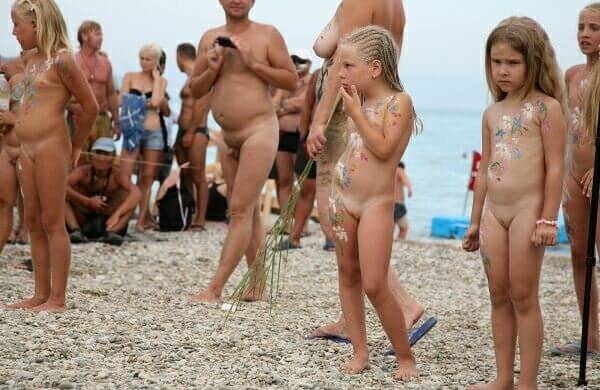 Nudism photo gallery # 1 - Travel with elements of naturism
