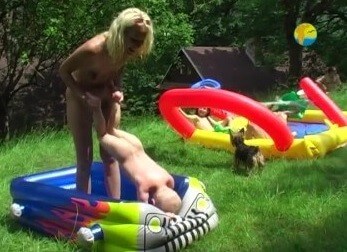 Naturist Freedom: Not only Skipping Ropes - A nudist values inner balance and peace of mind