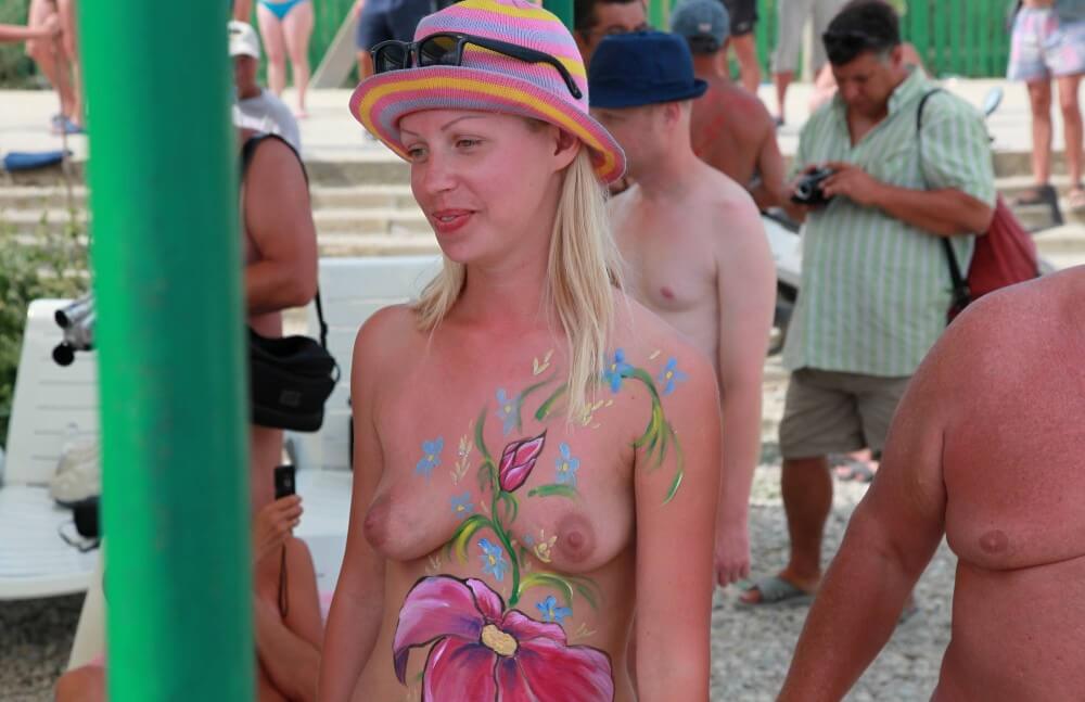 Neptune Grandpa Masters pics - Promoting nudism to the masses