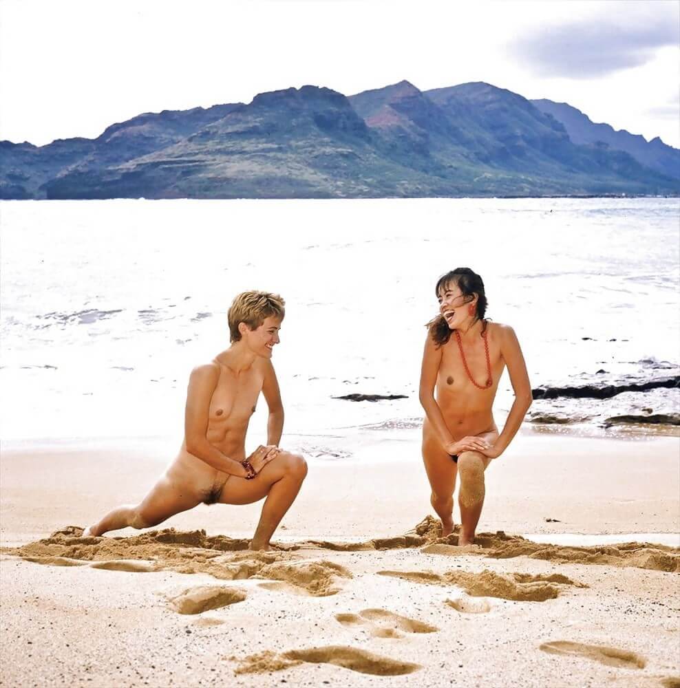Retro naturism photos - For naturists, nudity is part of natural existence