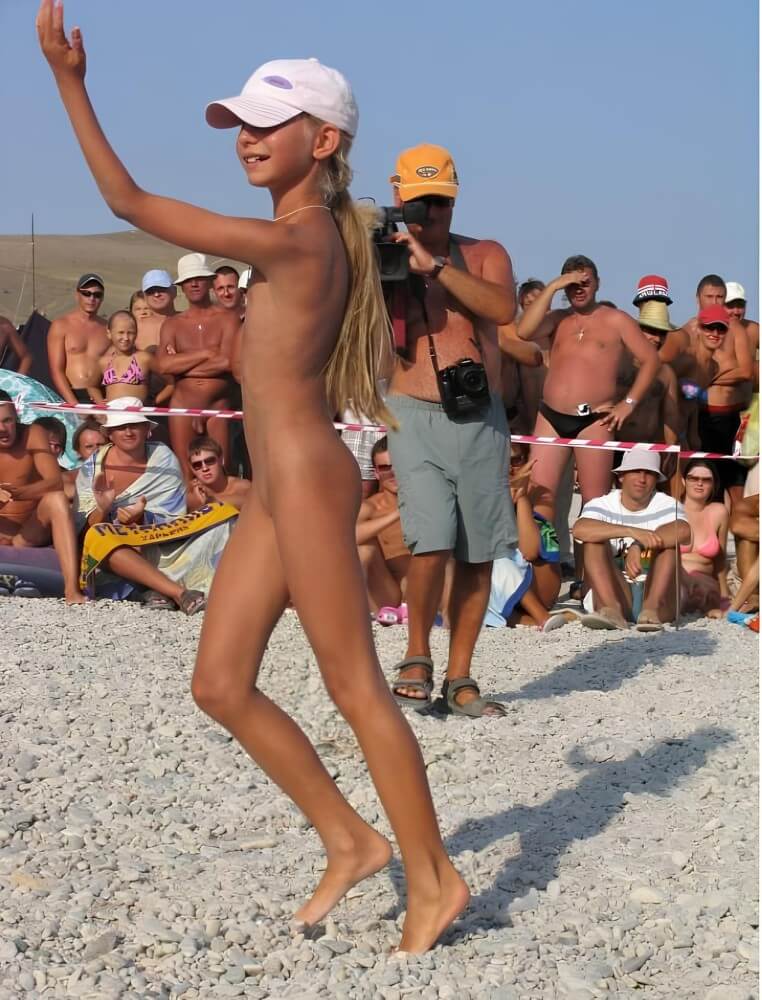 Holiday of the Neptune photos - Nudity is perceived as a natural expression of life