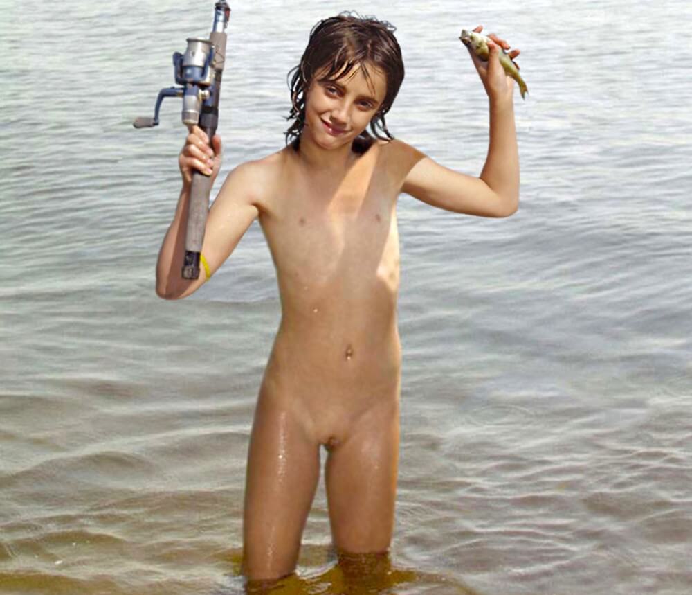 Naturism photo gallery # 42 - Naturism is about peace and tranquility