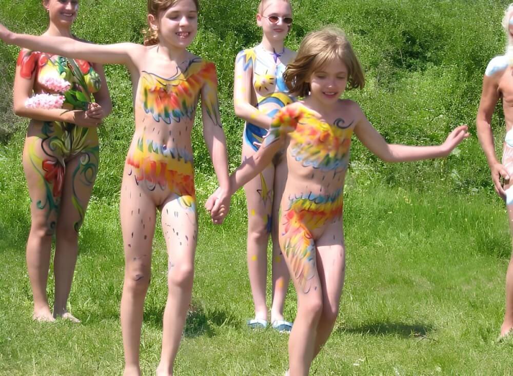 Naturism photo gallery # 29 - Nudity is a part of life and a part of society