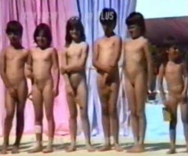 Eureka Funday 1988 video - Being naked helps one feel a sense of freedom